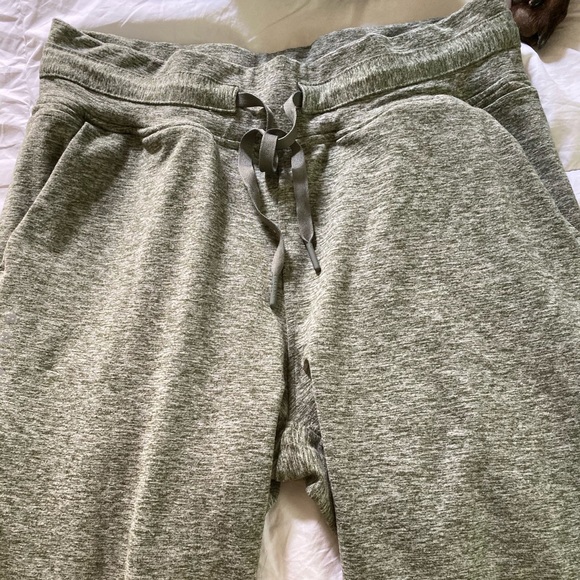 Balance Athletica joggers - Picture 2 of 2